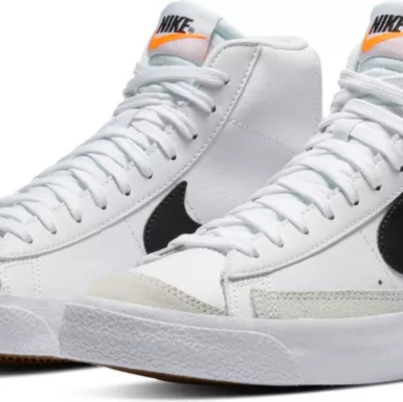 Boys Nike Kids' Grade School Blazer Mid '77 Shoes Size 5.5 Youth - Picture 2 of 10